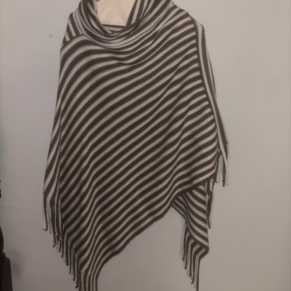 DEMDACO Striped Poncho with Fringe – Brown/Gray & White – One Size